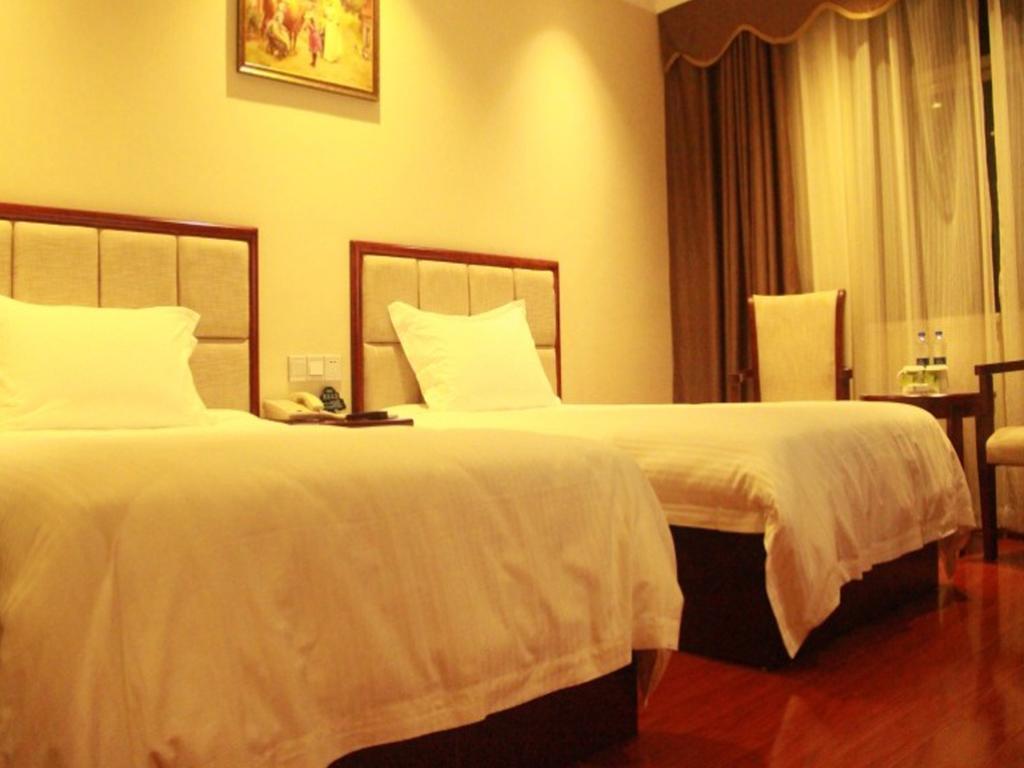 Greentree Inn Guangzhou Panyu Chimelong Happy World Business Hotel Bagian luar foto