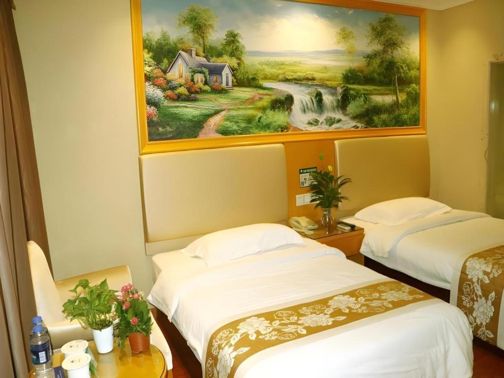 Greentree Inn Guangzhou Panyu Chimelong Happy World Business Hotel Bagian luar foto