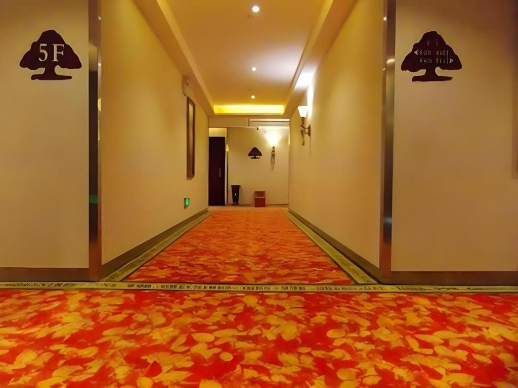 Greentree Inn Guangzhou Panyu Chimelong Happy World Business Hotel Bagian luar foto