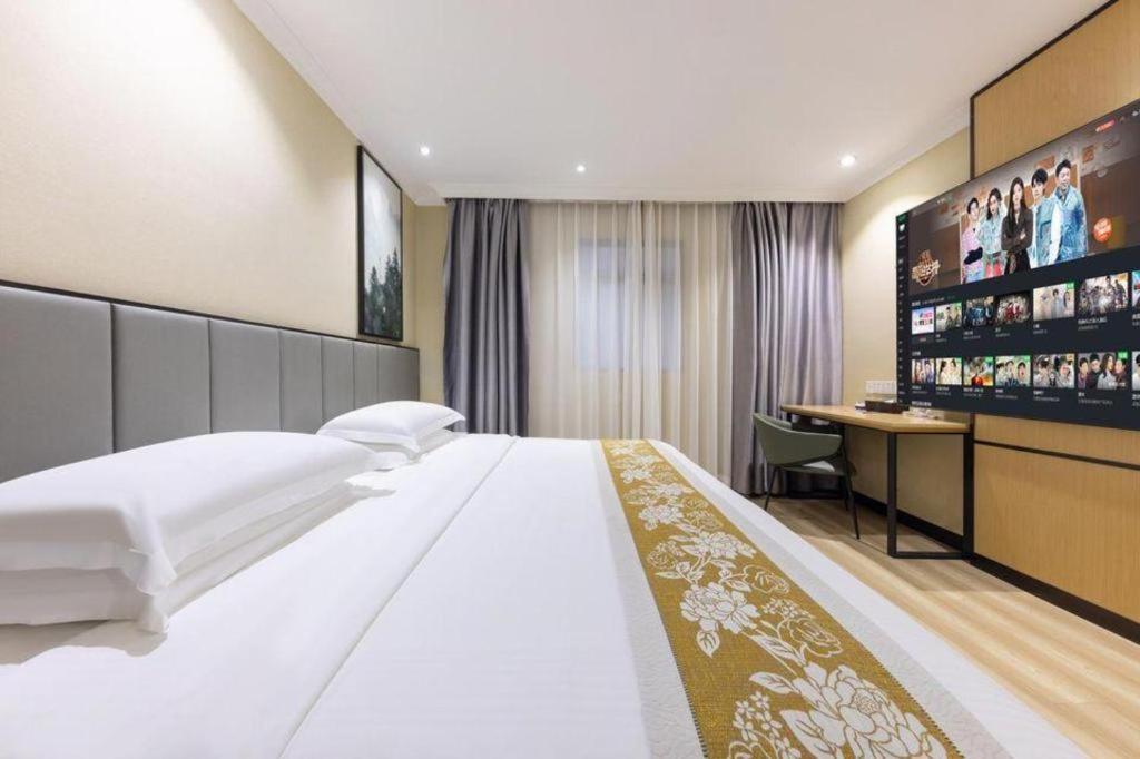 Greentree Inn Guangzhou Panyu Chimelong Happy World Business Hotel Bagian luar foto